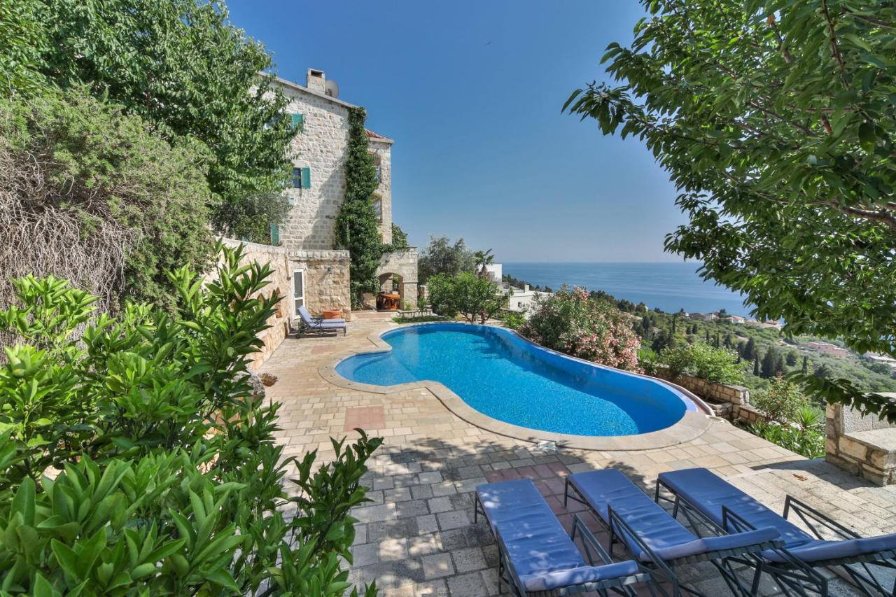 Olive Resort Reževići Kültér fotó