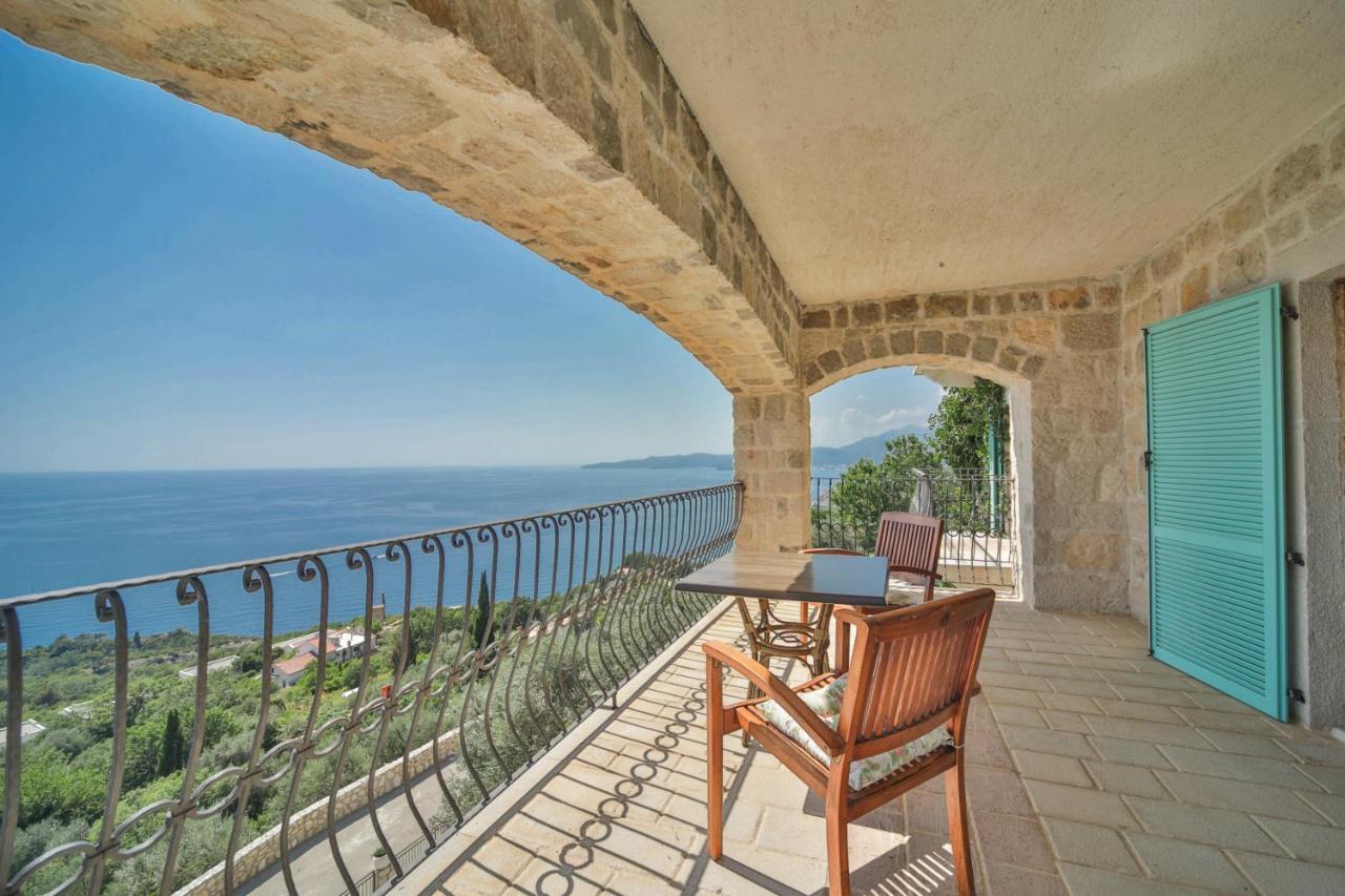Olive Resort Reževići Kültér fotó